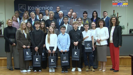 Zdjęcie do Inauguracyjna Sesja Młodzieżowej Rady Miejskiej II kadencji