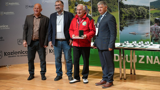 Zdjęcie do 60 lat kozienickiego oddziału PTTK