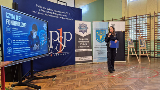 Zdjęcie do Fonoholizm - prelekcja policji w PSP 1
